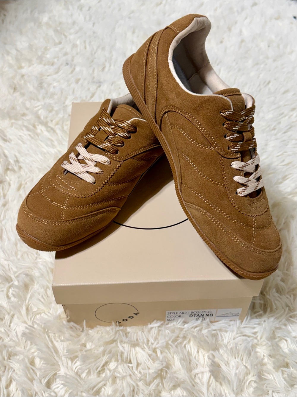 Soda~Bosley Sneakers with 2 Sets of Laces